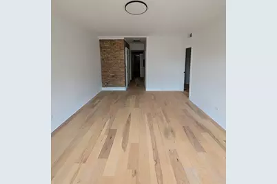 616 W Patterson Avenue #2W, Chicago, IL 60613 - Photo 4