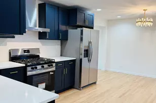 960 E 167th St, South Holland, IL 60473 - Photo 8