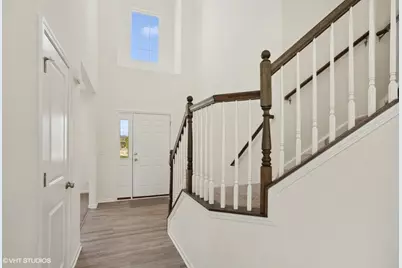 239 Stonington Drive, Bloomingdale, IL 60108 - Photo 2