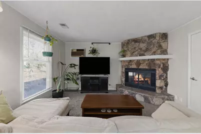 16 Spring Garden Drive, Montgomery, IL 60538 - Photo 12