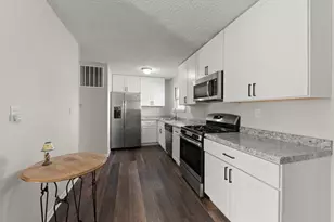 16 Spring Garden Dr, Montgomery, IL 60538 - Photo 6