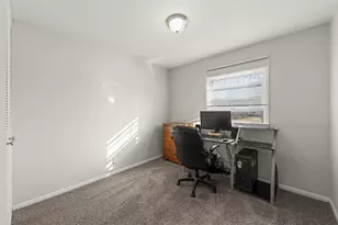 16 Spring Garden Dr, Montgomery, IL 60538 - Photo 20