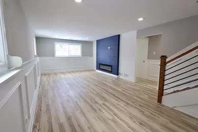 306 Escanaba Avenue, Calumet City, IL 60409 - Photo 10