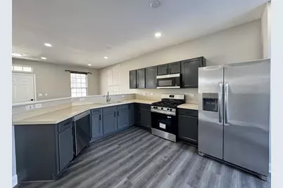 102 Soo Line Drive, Grayslake, IL 60030 - Photo 10