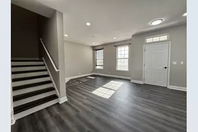 102 Soo Line Drive, Grayslake, IL 60030 - Photo 6