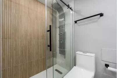 [Address not provided], Chicago, IL 60610 - Photo 14