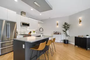 680 N Milwaukee Ave, Chicago, IL 60642 - Photo 12