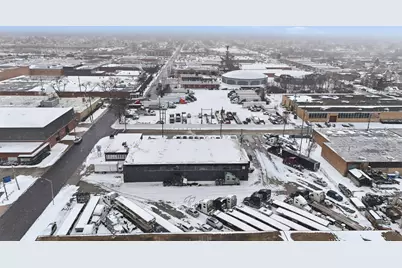 2020 N 15th Avenue, Melrose Park, IL 60160 - Photo 4