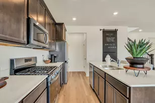 511 Adirondack Ct, Joliet, IL 60436 - Photo 10