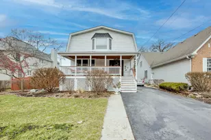 228 W Grove St, Lombard, IL 60148 - Photo 1