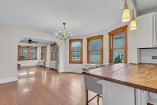 228 W Grove St, Lombard, IL 60148 - Photo 10