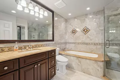 719 Midwest Club Parkway, Oak Brook, IL 60523 - Photo 24