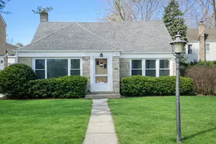 1517 Dobson St, Evanston, IL 60202 - Photo 1