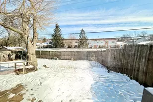 1341 Beverly Ln, Streamwood, IL 60107 - Photo 14