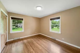 1043 Blackburn Dr, Inverness, IL 60067 - Photo 24