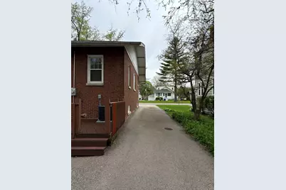 247 S Oakland Grove, Elmhurst, IL 60126 - Photo 18
