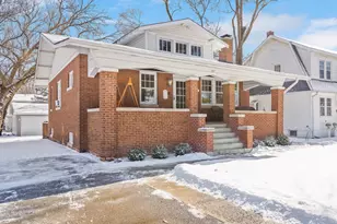 247 S Oakland Grove, Elmhurst, IL 60126 - Photo 1