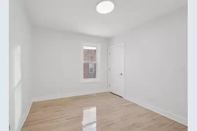 2339 S 59th Avenue, Cicero, IL 60804 - Photo 8