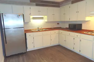 9588 N Terrace Pl, Des Plaines, IL 60016 - Photo 2