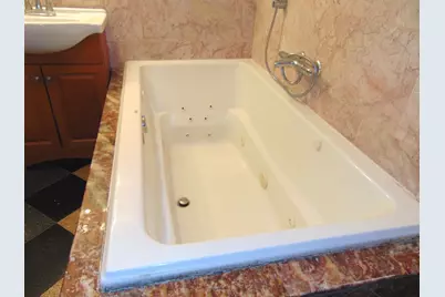 9588 N Terrace Place #208H, Des Plaines, IL 60016 - Photo 14