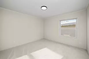 36 Maple Ridge Dr, Manteno, IL 60950 - Photo 16