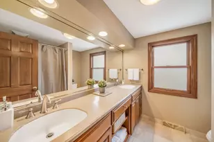 1530 E Fleming Dr S, Arlington Heights, IL 60004 - Photo 24