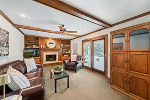 1530 E Fleming Dr S, Arlington Heights, IL 60004 - Photo 10