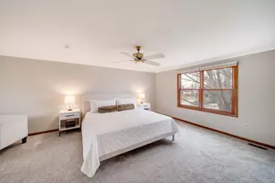 1530 E Fleming Dr S, Arlington Heights, IL 60004 - Photo 18