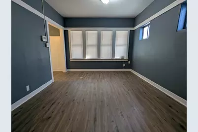 11246 S Indiana Avenue, Chicago, IL 60628 - Photo 6