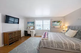 1280 Clover Ln, Hoffman Estates, IL 60192 - Photo 8