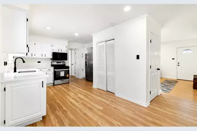 648 E Lincoln Street, Palatine, IL 60074 - Photo 6