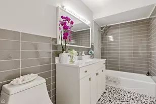 6568 W Roscoe St, Chicago, IL 60634 - Photo 18