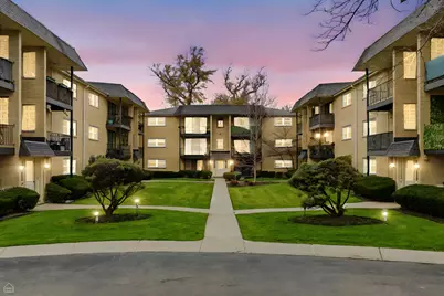 6568 W Roscoe Street #2N, Chicago, IL 60634 - Photo 2