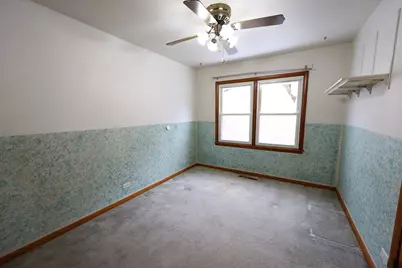 6837 W 113th Street, Worth, IL 60482 - Photo 14