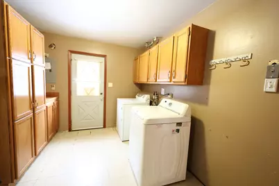 6837 W 113th Street, Worth, IL 60482 - Photo 10