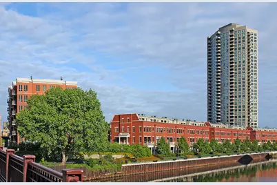 501 N Clinton Street #901, Chicago, IL 60654 - Photo 1