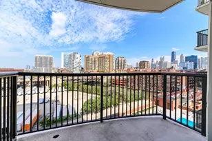 501 N Clinton St, Chicago, IL 60654 - Photo 16