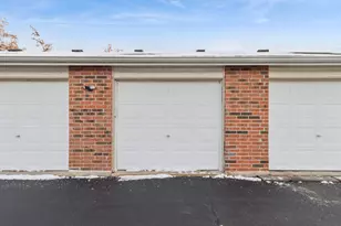 1351 Cunat Ct, Lake in the Hills, IL 60156 - Photo 18