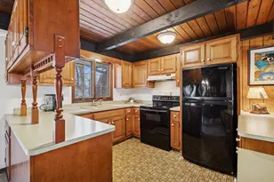 635 Eletson Dr, Crystal Lake, IL 60014 - Photo 6