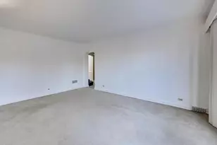 4823 W Balmoral Ave, Chicago, IL 60630 - Photo 4