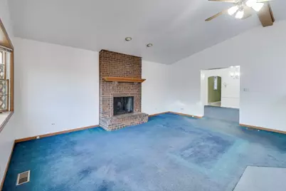 4823 W Balmoral Avenue, Chicago, IL 60630 - Photo 16