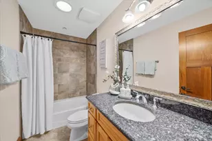 421 Bunning Dr, Downers Grove, IL 60516 - Photo 28