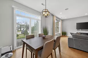 6N385 Whitmore Cir, Saint Charles, IL 60174 - Photo 10