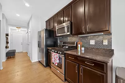 6N385 Whitmore Circle #B, Saint Charles, IL 60174 - Photo 12