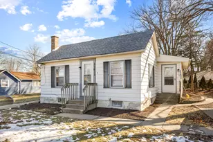 11611 Main St, Huntley, IL 60142 - Photo 1