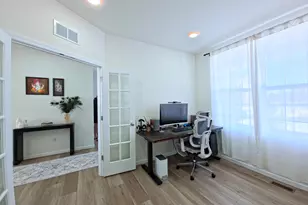 12420 Eileen St, Lemont, IL 60439 - Photo 4