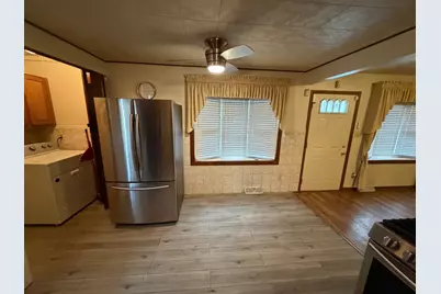 23 W 143 Street, Dixmoor, IL 60426 - Photo 10