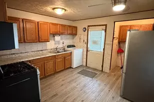 23 W 143 St, Dixmoor, IL 60426 - Photo 12