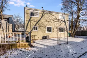 1655 Trafalgar Ln, Aurora, IL 60504 - Photo 20