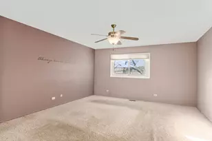 1655 Trafalgar Ln, Aurora, IL 60504 - Photo 14